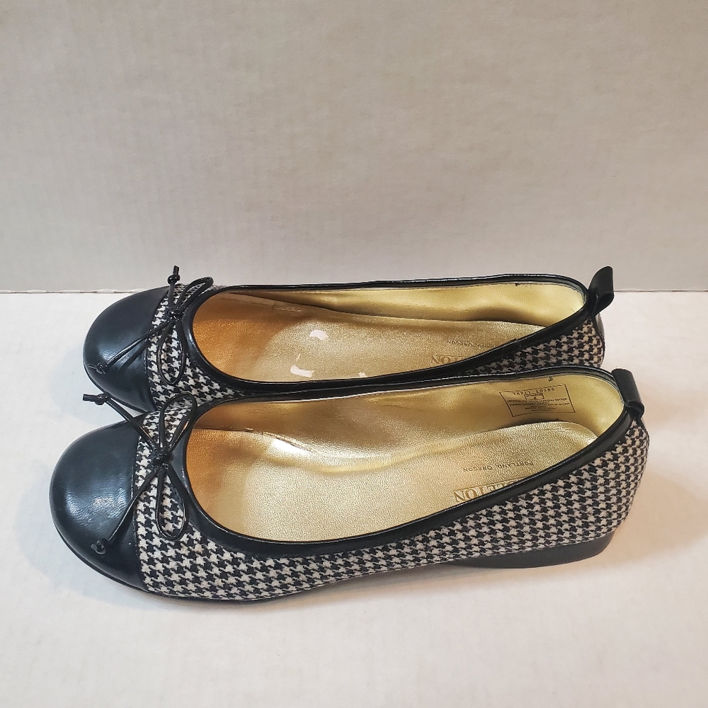 Pendleton Virgin Wool Flats Size 8 - image 1